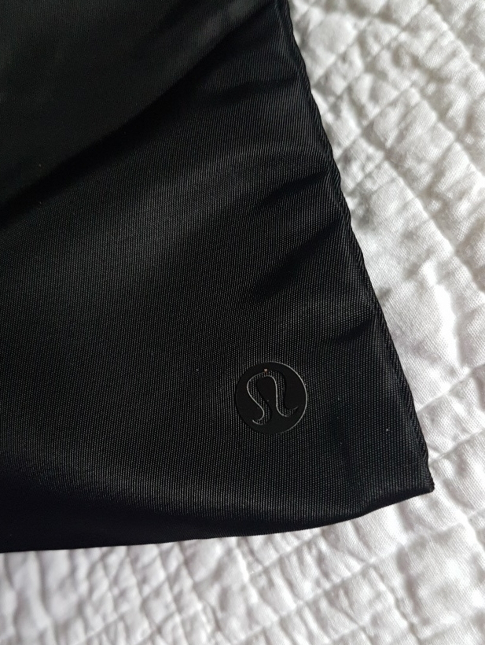 Lululemon Drawstring Bag - Picture 8 of 8
